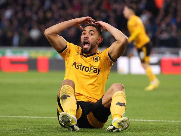 2025-04-15 大魔王亮相奥利弗奖颁奖礼 新版邓校、斯教出席2025-04-07 《黑袋行动》预告 间谍夫妇大魔王、法鲨勾心斗角2025-02-13 大魔王×法鲨《黑袋行动》剧照 特工夫妇陷危机！