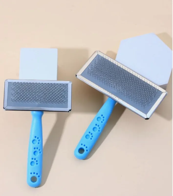 Paw Detail Pet Hair Comb